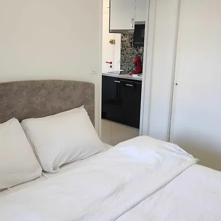 Lägenhet T2 With Balcony - Near *