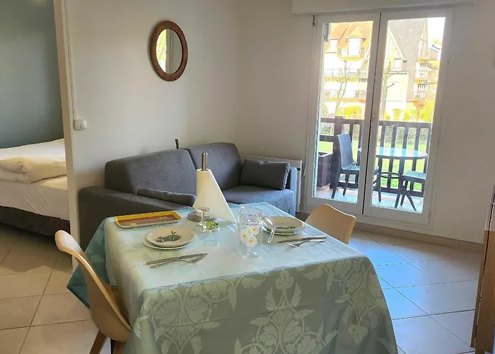 Apartmán T2 With Balcony - Near