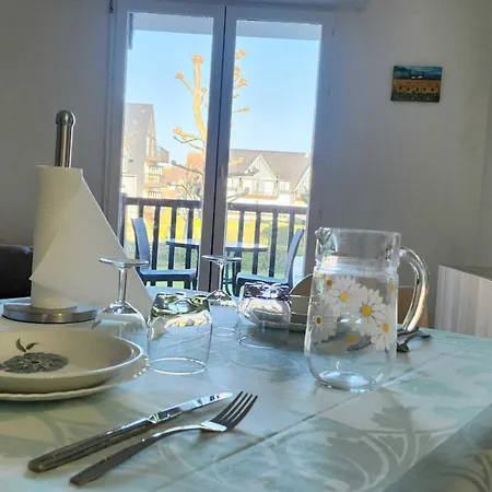 Apartment T2 With Balcony - Near Cabourg
